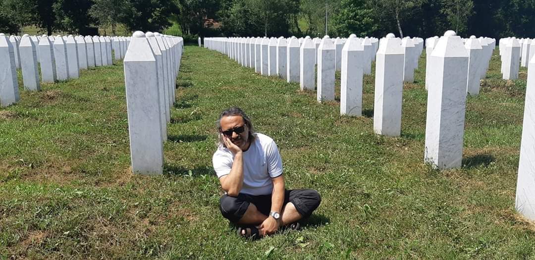 AĞLA MÜSLÜMAN AĞLA SREBRENİCA’YA AĞLA